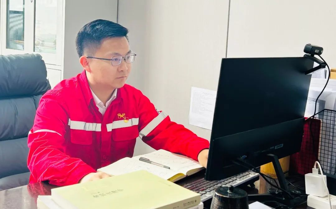 【开云榜样】化机公司田波：牢记职责使命，维护企业利益(图4)